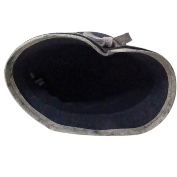 Vintage Lady's Danier Dark Grey Wool Felt Cloche Hat w/Light Grey Ribbon & Trim - Picture 5 of 6